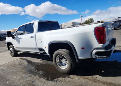2024 Chevrolet Silverado K3500 High Country, uszkodzenie: Drobne wgniecenia/zarysowania, Copart lot 41758616, zdjęcie 2 z 12