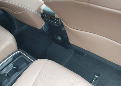 2026 Toyota Grand Highlander Hybrid Max Platinum, пошкодження: Front & Rear, Iaai лот 45056043, фото 8 з 16