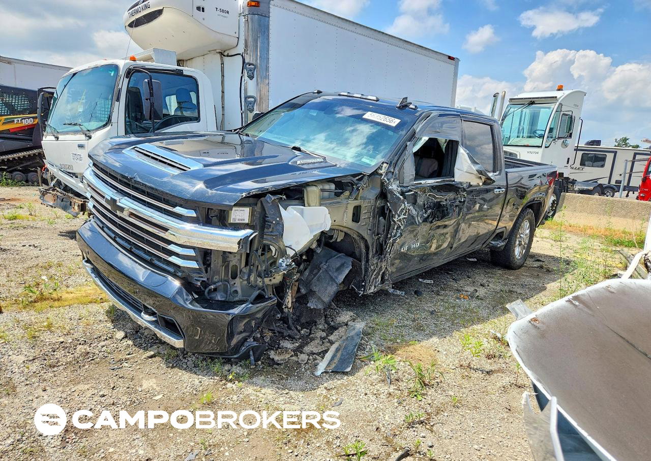 2020 Chevrolet Silverado K3500 High Country, пошкодження: Бік, Copart лот 56352656