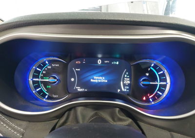2023 Chrysler Pacifica Hybrid Touring L, пошкодження: Normal Wear & Tear, Iaai лот 45105928, фото 7 з 17