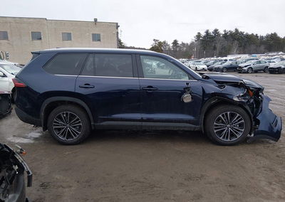 2025 Toyota Grand Highlander Hybrid Platinum Max, Front End damage, Iaai lot 44418947, photo 13 of 17