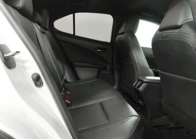 2022 Lexus Ux 200, daño Mecánico, Copart lote 55952906, foto 11 de 14