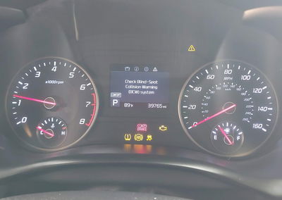 2019 Kia Stinger, daño Normal Wear & Tear, Iaai lote 45409402, foto 7 de 16