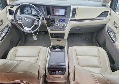 2020 Toyota Sienna Xle Premium 8-passenger, Rear End damage, Copart lot 53040086, photo 8 of 13