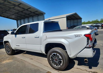 2025 Toyota Tacoma Trd Sport, daño Trasero, Copart lote 55451096, foto 2 de 12