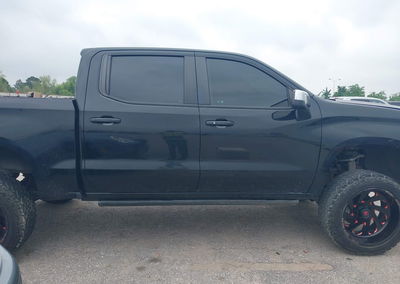 2020 Chevrolet Silverado 1500 4wd  Short Bed Lt, Right Front damage, Iaai lot 44961097, photo 13 of 17