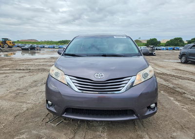 2015 Toyota Sienna Xle Premium 8-passenger, Rear End damage, Copart lot 56293186, photo 5 of 12