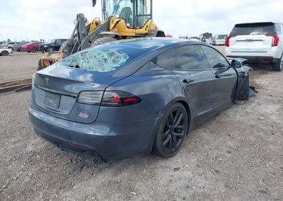 2022 Tesla Model S Dual Motor All-wheel Drive, uszkodzenie: Przód, Iaai lot 44850932, zdjęcie 4 z 18