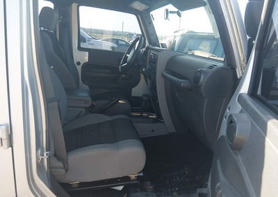 2007 Jeep Wrangler Unlimited X, uszkodzenie: Normal Wear & Tear, Iaai lot 45375174, zdjęcie 5 z 16
