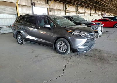 2025 Toyota Sienna, uszkodzenie: Przód, Copart lot 46028866, zdjęcie 14 z 15