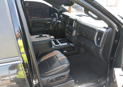 2021 Chevrolet Silverado 2500hd 4wd  Standard Bed Ltz, daño Frontal, Iaai lote 45217176, foto 5 de 15