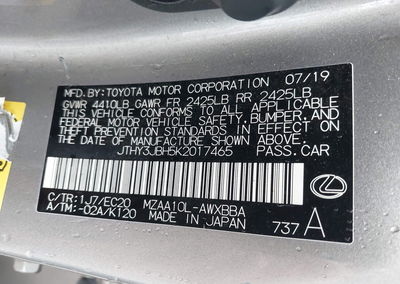 2019 Lexus Ux 200, daño Frontal, Iaai lote 45198626, foto 9 de 18
