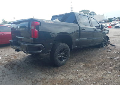 2022 Chevrolet Silverado 1500 4wd  Short Bed Lt Trail Boss, daño Frontal, Iaai lote 45048668, foto 4 de 16