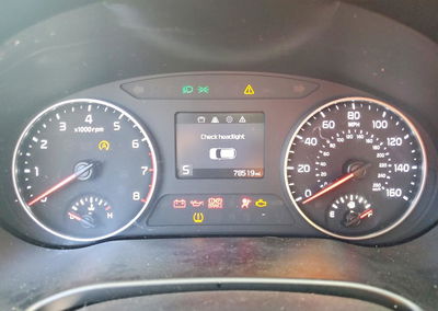 2021 Kia Seltos S, daño Frontal, Copart lote 55276366, foto 9 de 14