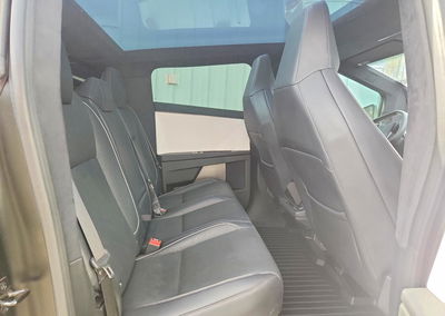 2024 Tesla Cybertruck, daño Trasero, Copart lote 50988566, foto 11 de 13