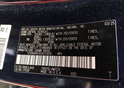 2025 Toyota Grand Highlander Hybrid Platinum Max, Front End damage, Iaai lot 44418947, photo 9 of 17