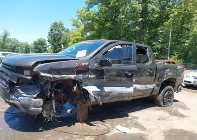 2021 Chevrolet Silverado 1500 4wd  Short Bed Lt Trail Boss, daño Lateral izquierdo, Iaai lote 45258767, foto 14 de 16