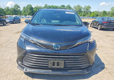 2022 Toyota Sienna Xle, пошкодження: Передня частина, Copart лот 59157566, фото 5 з 13