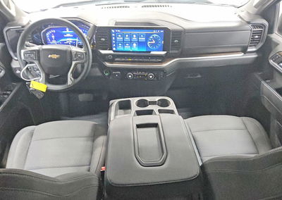 2024 Chevrolet Silverado K1500 Lt, daño Abolladuras/rayones menores, Copart lote 55980896, foto 8 de 13
