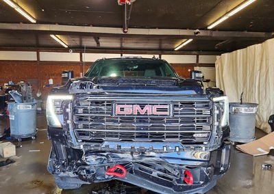 2024 Gmc Sierra K2500 At4, daño Frontal, Copart lote 55148436, foto 5 de 14