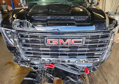 2024 Gmc Sierra K2500 At4, daño Frontal, Copart lote 55148436, foto 11 de 14