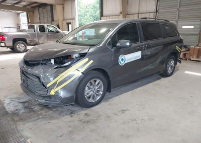 2025 Toyota Sienna Le, daño Frontal, Iaai lote 45459809, foto 2 de 17