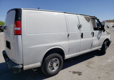 2020 Chevrolet Express G2500, пошкодження: Burn - Engine, Copart лот 52278684, фото 3 з 13