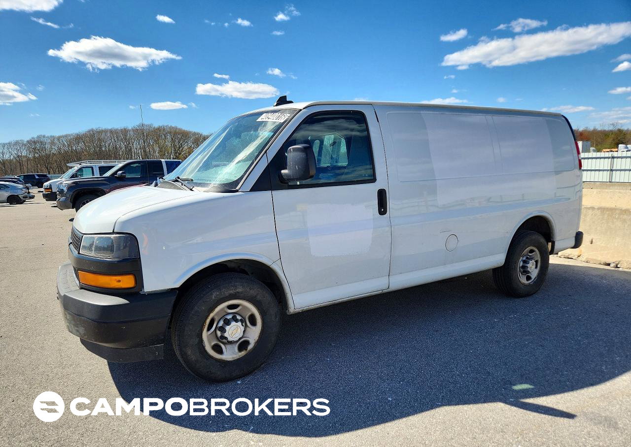 2020 Chevrolet Express G2500, пошкодження: Незначні вм’ятини/подряпини, Copart лот 48940016