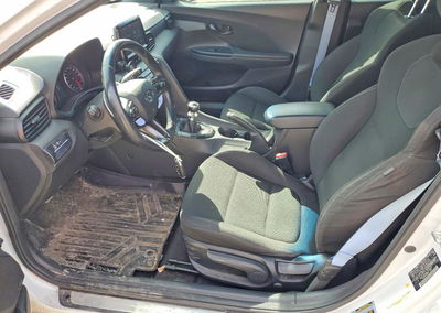 2020 Hyundai Veloster, daño Trasero, Copart lote 46660456, foto 7 de 12