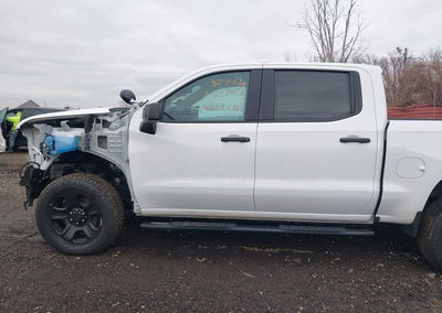 2023 Chevrolet Silverado 1500 4wd  Short Bed Wt, daño Frontal, Iaai lote 44136145, foto 14 de 16