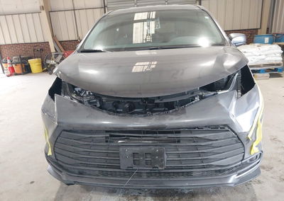 2025 Toyota Sienna Le, daño Frontal, Iaai lote 45459809, foto 6 de 17
