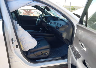 2019 Lexus Ux 200, daño Frontal, Iaai lote 45044122, foto 5 de 16