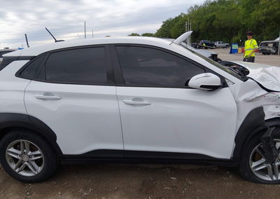 2020 Hyundai Kona Se, daño Frontal, Iaai lote 45059239, foto 13 de 17