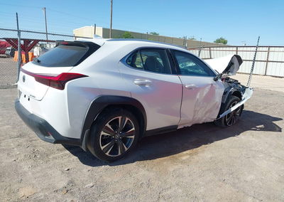 2019 Lexus Ux 200, daño Frontal, Iaai lote 45044122, foto 4 de 16