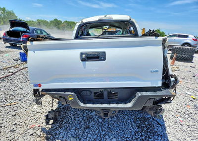 2023 Toyota Tacoma Sr5 V6, uszkodzenie: Dachowanie, Copart lot 57196106, zdjęcie 6 z 13