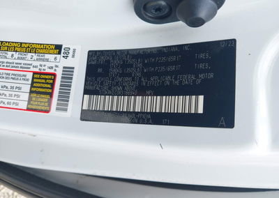 2024 Toyota Sienna Le, uszkodzenie: Fresh Water, Iaai lot 44788325, zdjęcie 9 z 16