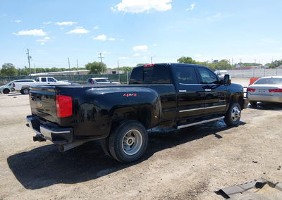 2019 Chevrolet Silverado 3500hd Ltz, Hail damage, Iaai lot 45002100, photo 4 of 15