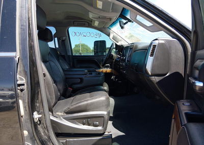 2019 Chevrolet Silverado 3500hd Ltz, Hail damage, Iaai lot 45002100, photo 6 of 15
