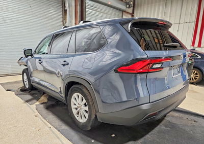 2024 Toyota Grand Highlander Xle, daño Frontal, Copart lote 78677185, foto 2 de 13