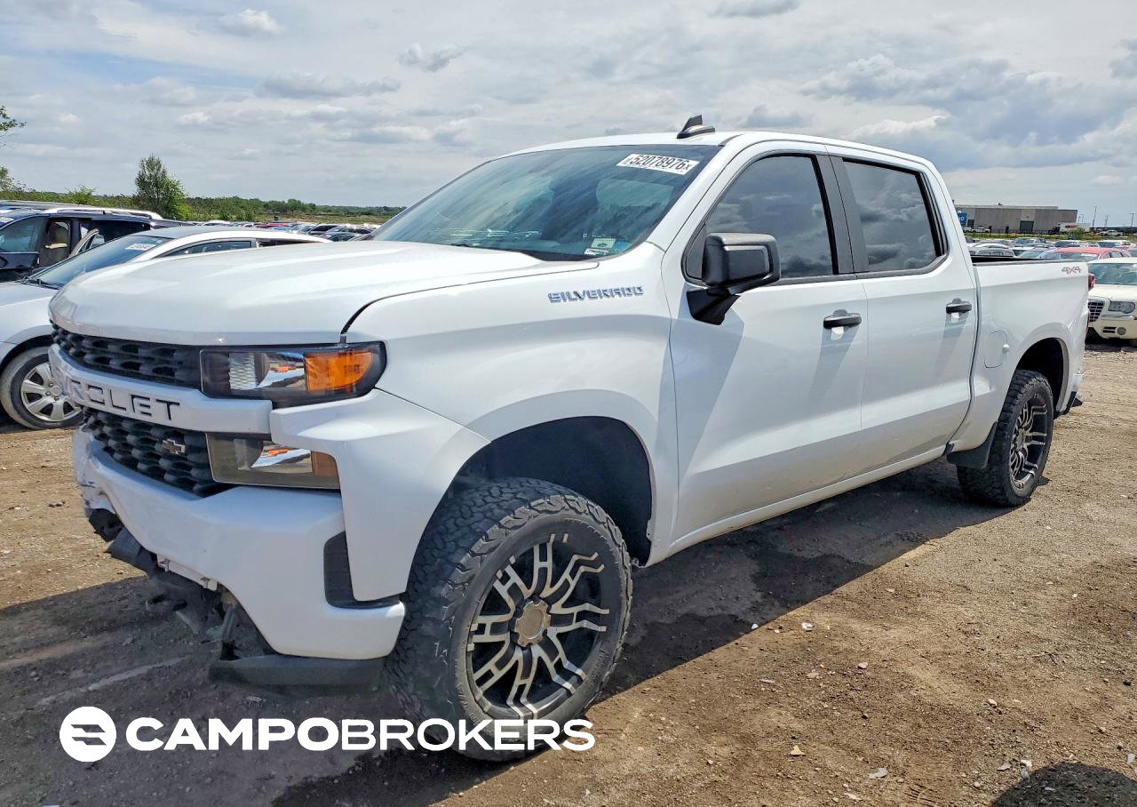 2021 Chevrolet Silverado K1500 Custom, Front End damage, Copart lot 52078976