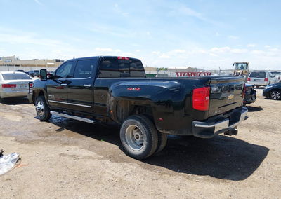 2019 Chevrolet Silverado 3500hd Ltz, Hail damage, Iaai lot 45002100, photo 3 of 15