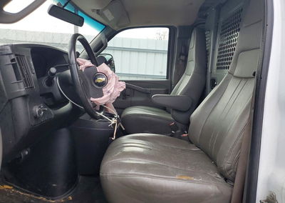 2020 Chevrolet Express G2500, uszkodzenie: Przód, Copart lot 79162115, zdjęcie 7 z 13
