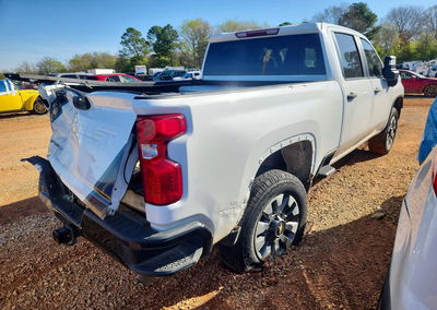 2023 Chevrolet Silverado K2500 Custom, daño Trasero, Copart lote 77845105, foto 3 de 12