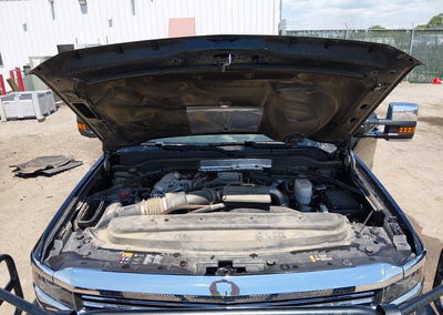 2019 Chevrolet Silverado 3500hd Ltz, Hail damage, Iaai lot 45002100, photo 9 of 15