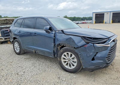 2024 Toyota Grand Highlander Xle, daño Frontal, Copart lote 59094206, foto 4 de 15