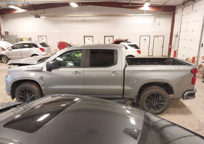 2026 Chevrolet Silverado 1500 4wd  Short Bed Rst, uszkodzenie: Przód, Iaai lot 45003290, zdjęcie 14 z 16