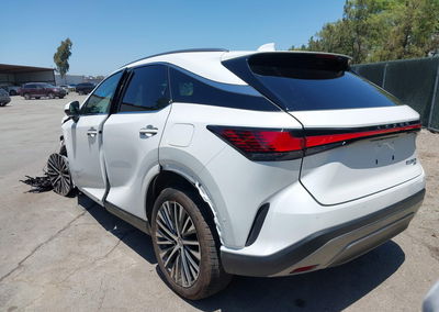 2026 Lexus Rx 350h Premium+, uszkodzenie: Przód, Iaai lot 45089139, zdjęcie 3 z 17