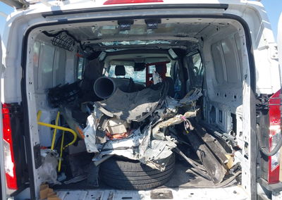 2019 Ford Transit-250, пошкодження: Передня частина, Iaai лот 40431324, фото 8 з 15