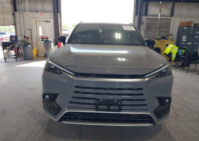 2025 Lexus Tx 500h F Sport Premium, daño Trasero, Iaai lote 44805652, foto 13 de 19