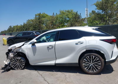 2026 Lexus Rx 350h Premium+, uszkodzenie: Przód, Iaai lot 45089139, zdjęcie 15 z 17